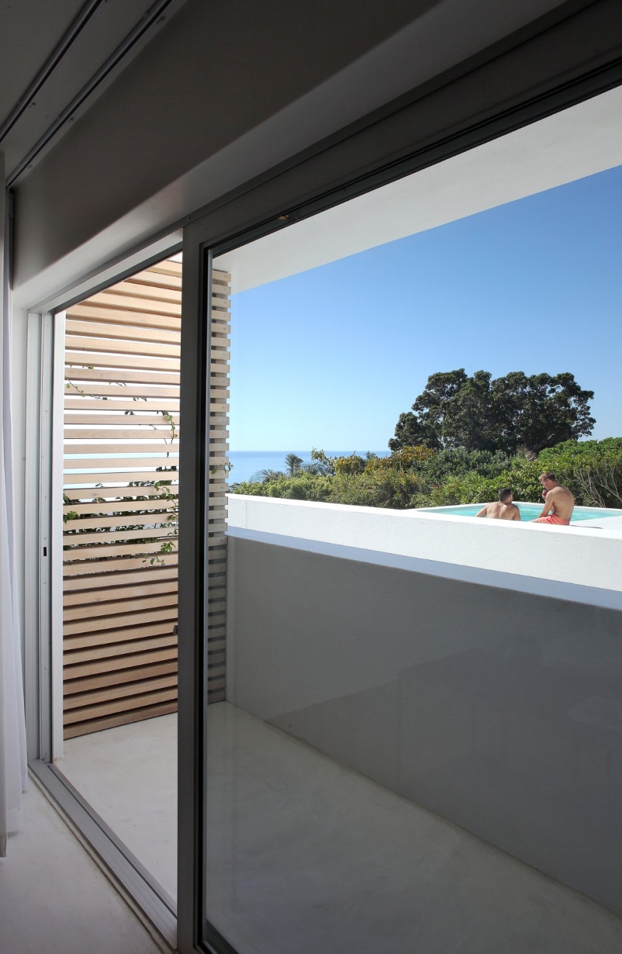 To Let 8 Bedroom Property for Rent in Bakoven Western Cape